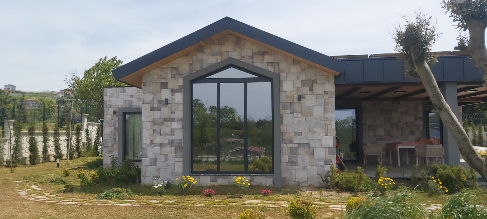 konut villa dekoratif dis cephe tas duvar uygulamasi 12