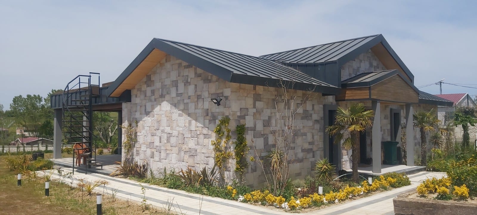 konut villa dekoratif dis cephe tas duvar uygulamasi 5